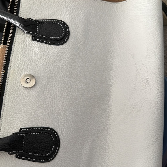 Claudia Firenze Italian leather purse - Picture 11 of 11